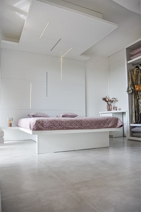 Crabonaxa Suites - Villasimius - Queen bed in Room